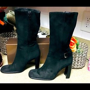 💯 Gucci suede runway boots